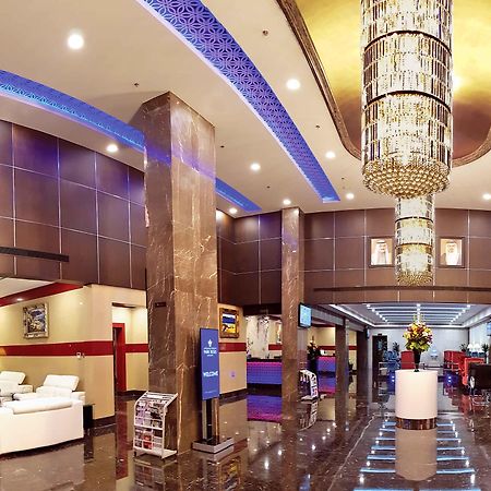 Park Regis Lotus Hotel Манама Екстериор снимка
