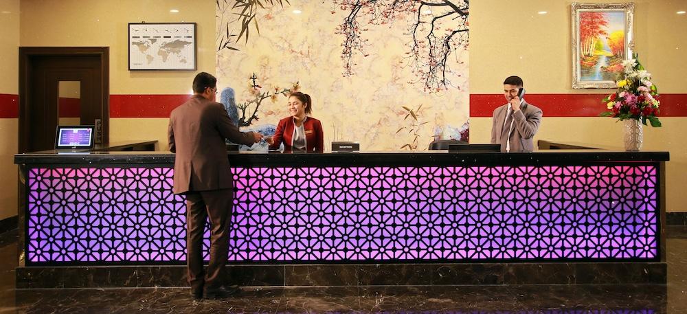 Park Regis Lotus Hotel Манама Екстериор снимка