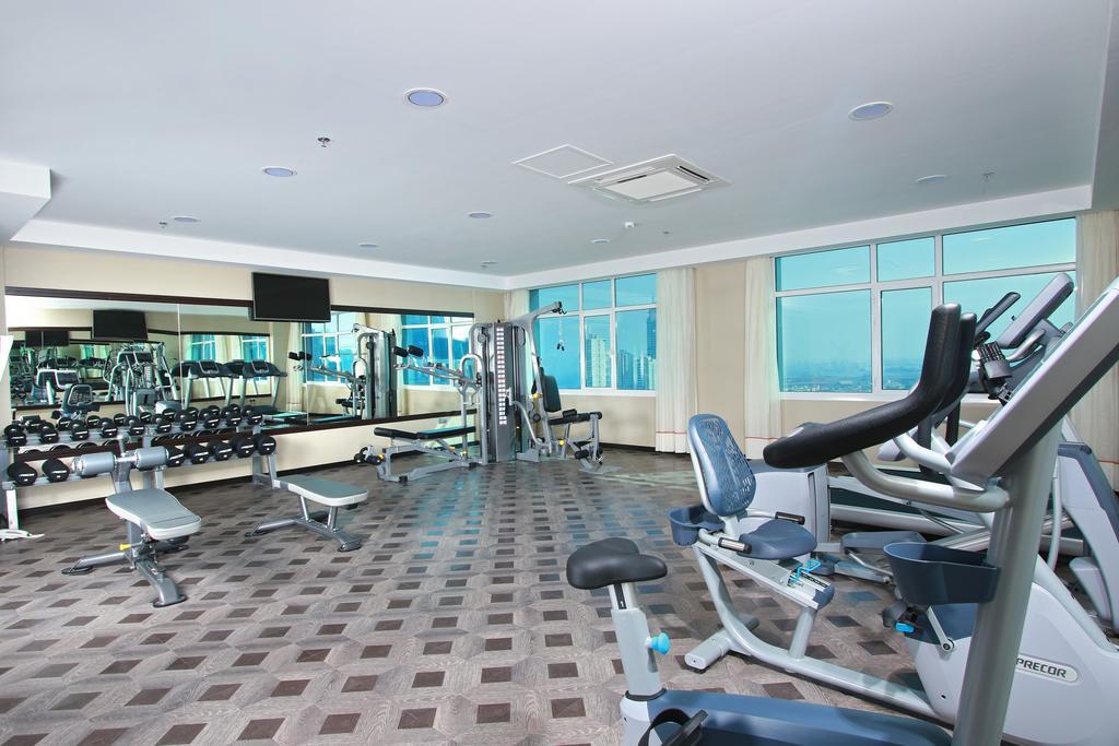 Park Regis Lotus Hotel Манама Екстериор снимка