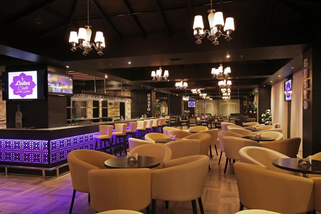 Park Regis Lotus Hotel Манама Екстериор снимка