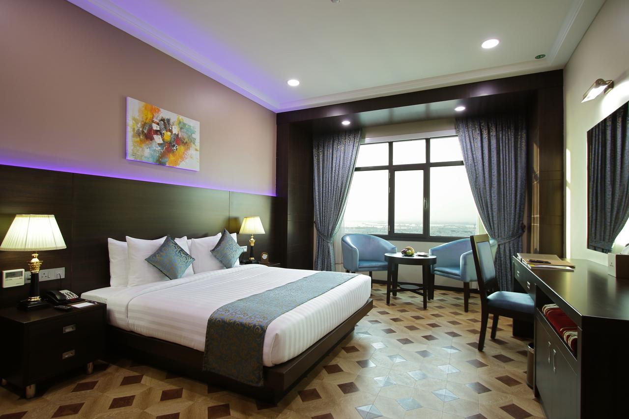 Park Regis Lotus Hotel Манама Екстериор снимка