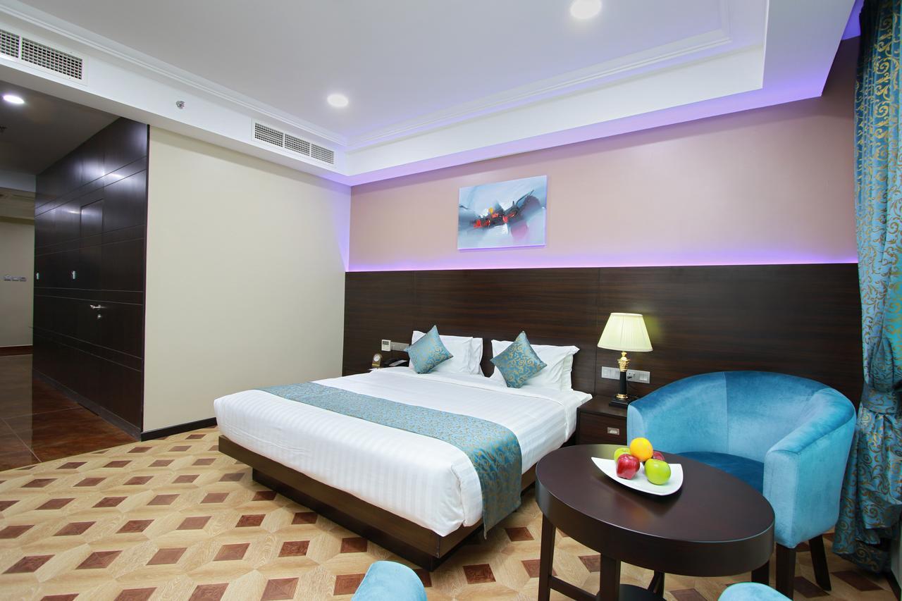 Park Regis Lotus Hotel Манама Екстериор снимка